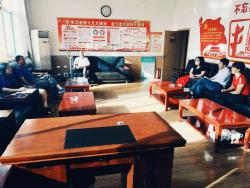 我校召开高三年级后期管理工作会