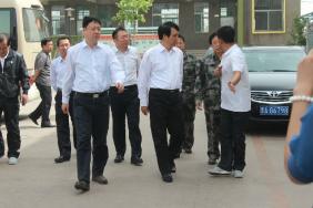 省委常委、政法委书记王建明在我校检查指导工作