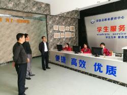 我校扎实开展党日活动