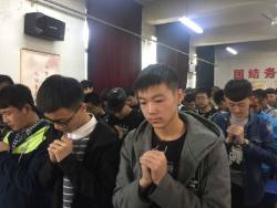 校园生活丰富多彩