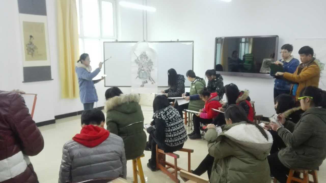 美术组2.jpg