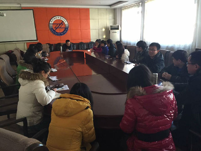 实习教师会议.jpg