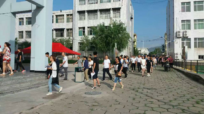 到校1.jpg