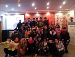 我校美术1401班联欢会活动现场